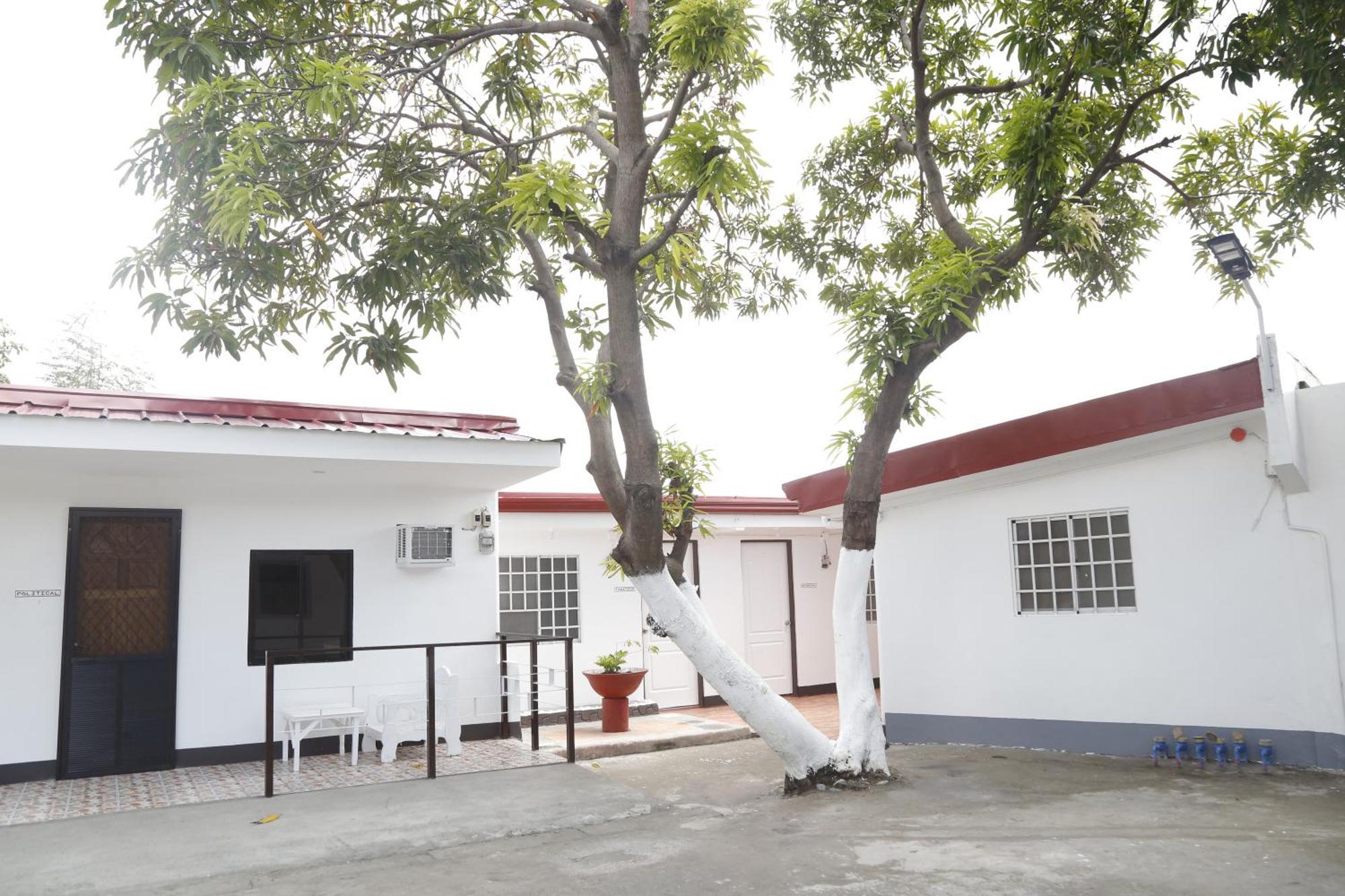Dream Inn Bacoor Cavite Bagian luar foto